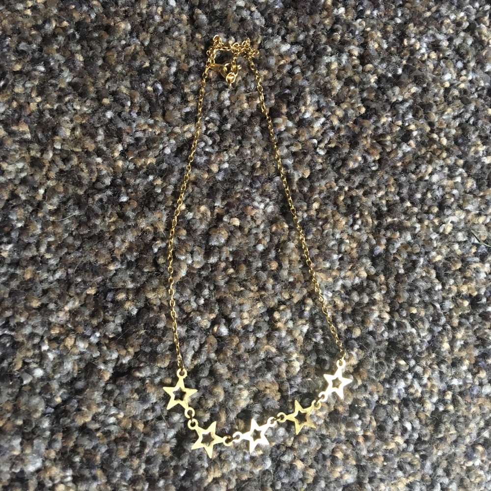 Gold 5 Star Necklace - Picture 7 of 10
